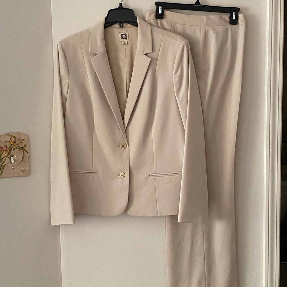 Anne Klein Beige Suit Separates Jacket Size 16 Pants Size 14